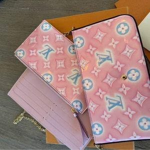 Rare Louis Vuitton Felicie Pochette Valentine Monogram Vernis Blue, Pink